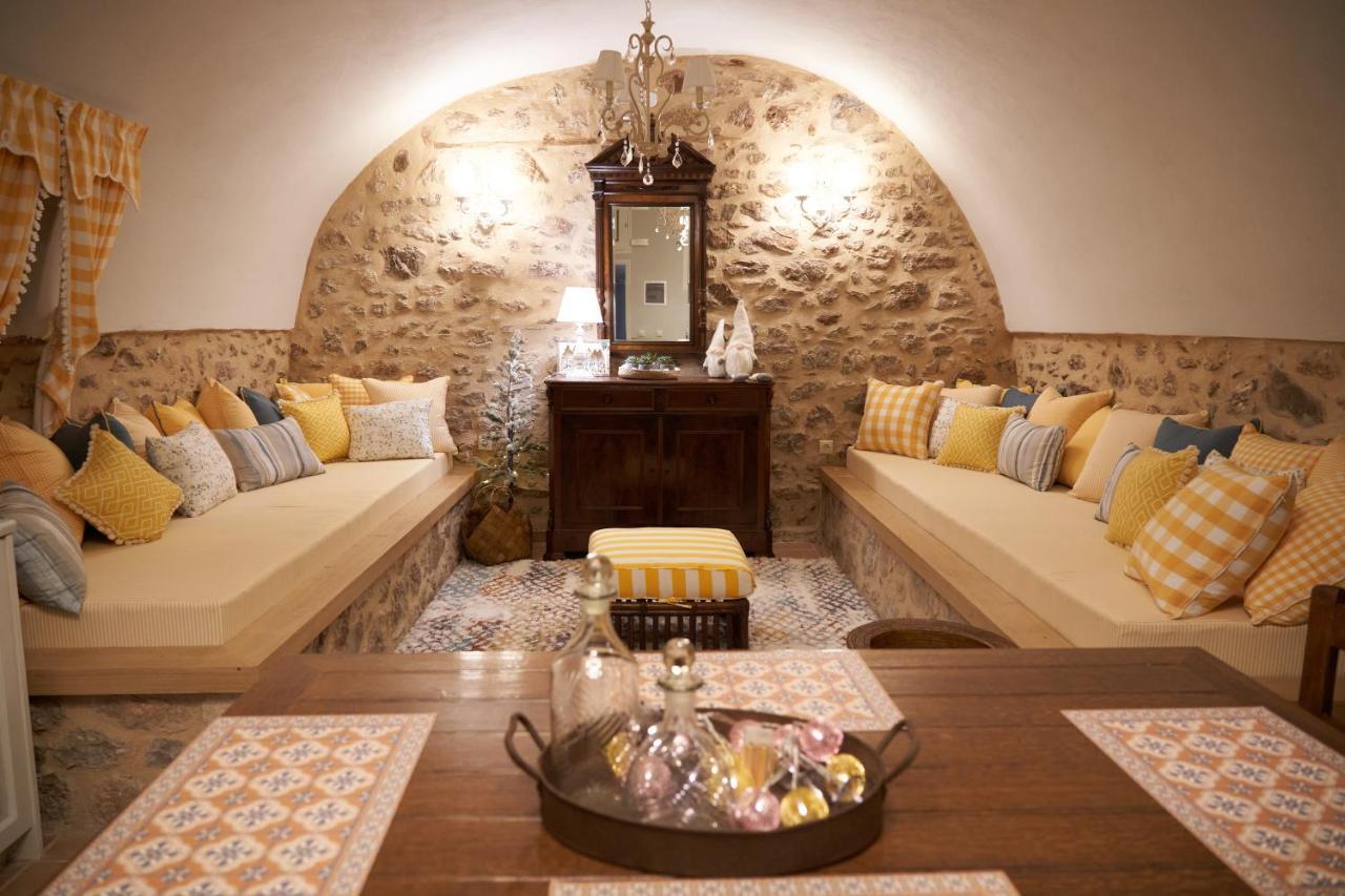 Dandy Villas Dimitsana - A Family Ideal Charming Home In A Quaint Historic Neighborhood - 2 Fireplaces For Romantic Nights Luaran gambar