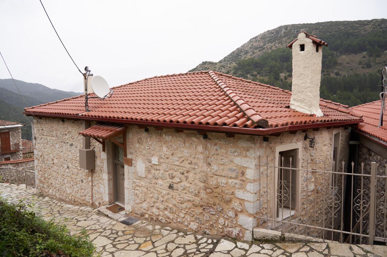 Dandy Villas Dimitsana - A Family Ideal Charming Home In A Quaint Historic Neighborhood - 2 Fireplaces For Romantic Nights Luaran gambar